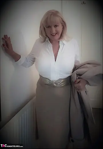 Mature British Blonde Changes Lingerie Outdoors