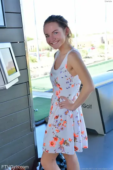 Athletic Woman Flashes and Strips Nude in Public Gym