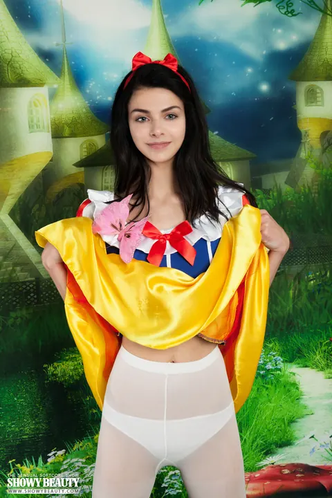 Skinny Brunette Strips Out of Her Cosplay Costume and Pantyhose – photo 2 of 20