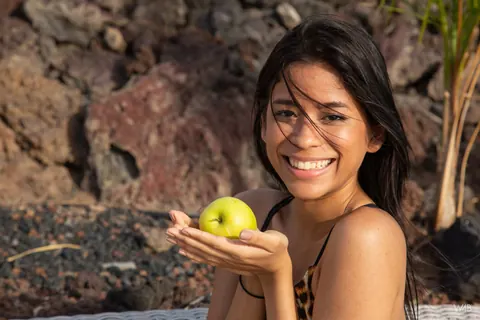Karin Torres: Petite Latina Spreads Shaved Pussy Outdoors in a Bikini – photo 1 of 21