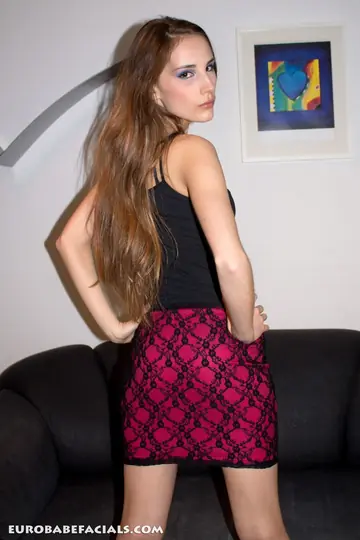 Tina Blade – Skinny Brunette Strips Out of Her Panties for a Blowjob and a Facial
