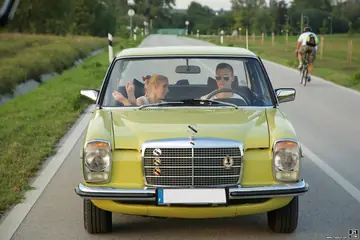 Nesty – Petite Short-Haired Blonde Gives a Footjob and Gets Fucked Outdoors