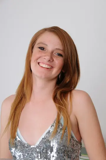 Tall Polish Redhead Spreads Her Legs and Shows Her Red-Painted Toes