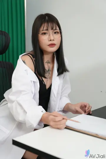 Asian Doctor in Stockings Gives a Blowjob and Rides Cowgirl