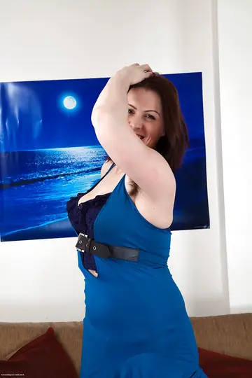 Jenna Brooke – Thick Asian MILF in a Skirt and Heels Fingers Her Hairy Pussy