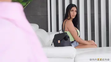 Sapphire Lapiedra – Busty Latina Lesbians Kiss, Finger and Lick Pussy