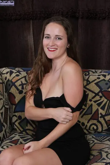 Wilma – Tall Blonde with Big Tits Fingers Herself on a Chair