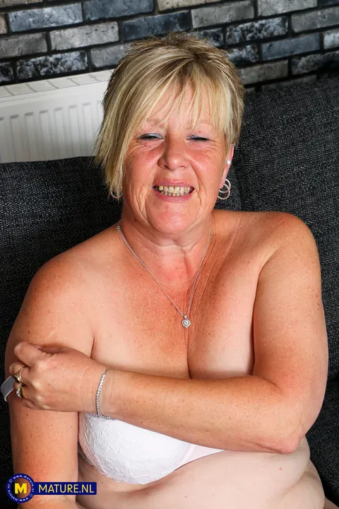 British Blonde MILF Uses a Toy – photo 10 of 21