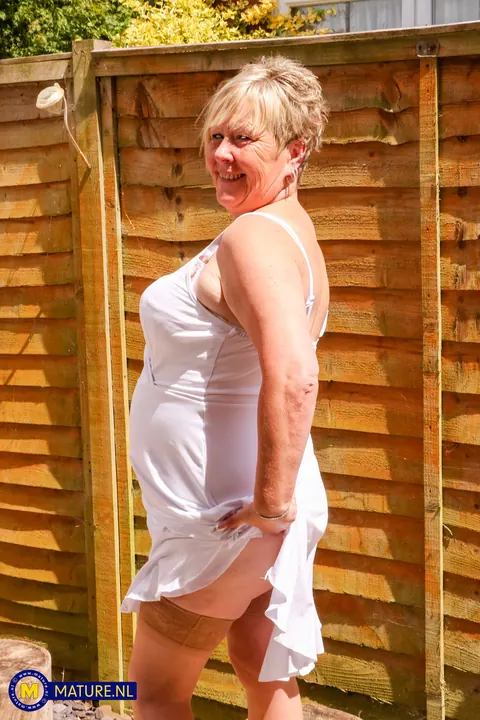 British Blonde MILF Uses a Toy – photo 1 of 21