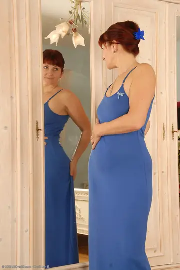 Diana Fox – Mature Redhead in a Dress Spreads Her Trimmed Pussy