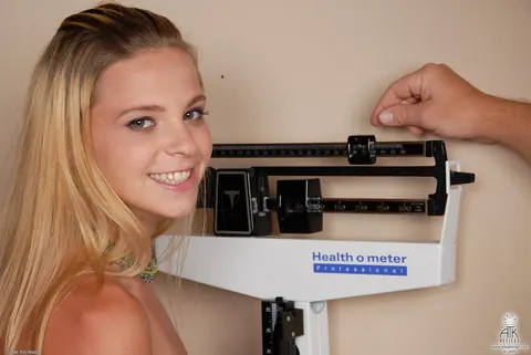 Destiny Garnet: Slim Blonde with Natural Tits Undresses at the Casting – photo 11 of 20