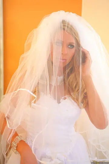 Brynn Tyler – Blonde Bride Shows Her Big Tits in White Lingerie and Stockings
