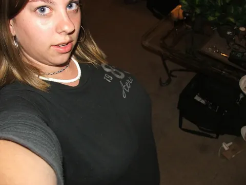 BBW with Big Tits Takes Nude Selfies Up Close – photo 20 of 20