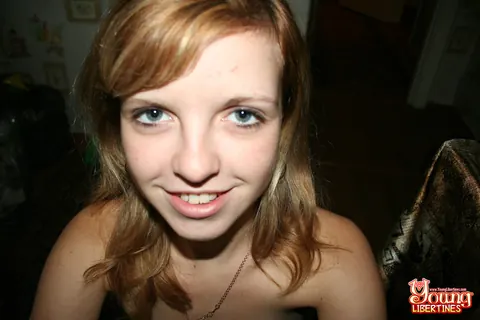 Katya Mukhina: Skinny Amateur Blonde Shows Off Her Big Ass and Spreads Wide – photo 5 of 20