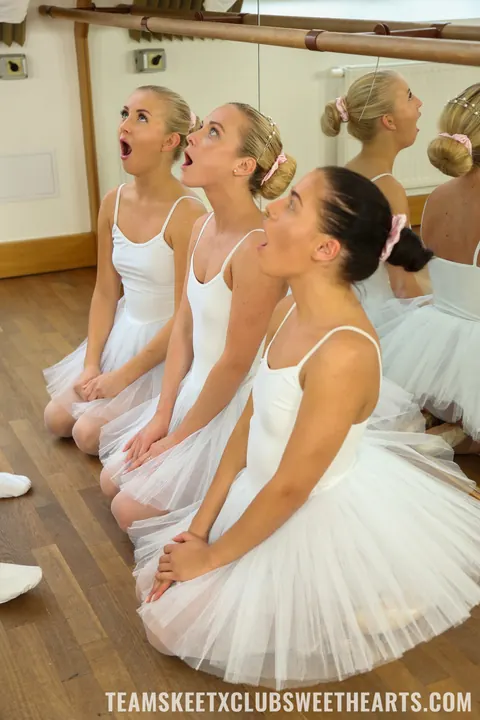 Eveline Dellai: Skinny Czech Ballerinas in Pantyhose Get Fucked by Tutor – photo 5 of 20