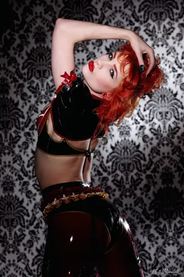 Ulorin Vex – Tall British Redhead MILF in Leather Boots Shows Her Natural Tits