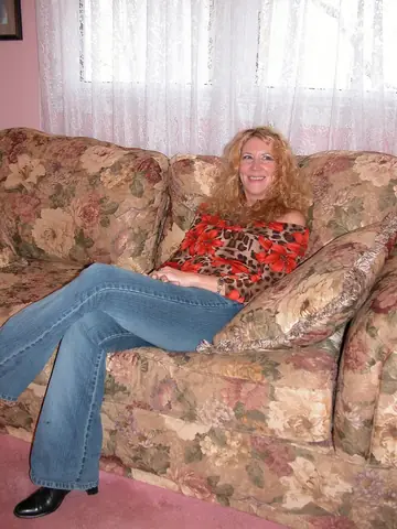 Curly Blonde MILF Strips Out of Her Jeans and Spreads