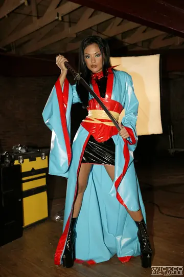 Kaylani Lei – Petite Asian MILF Rides and Takes Anal on a Folding Chair