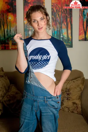 Trans Woman Strips and Fucks Her Partner After Deep Kisses