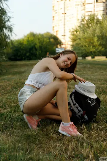 Delizi – Tall Russian Blonde Strips Out of Her Lingerie and Shorts