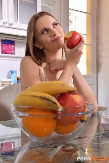 Stella Flex – Tattooed Russian MILF Takes Anal Doggy Style in the Kitchen