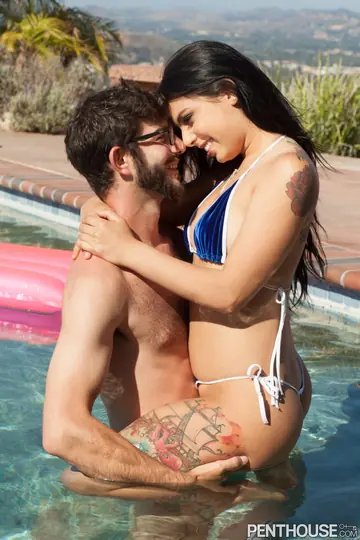 Petite Latina in a Bikini Sucks and Fucks by the Pool