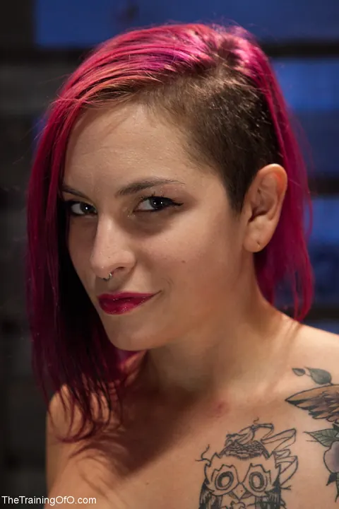 Akira Raine & Odile: Latina Redhead MILF Gets Bound in Bondage Threesome – photo 5 of 21