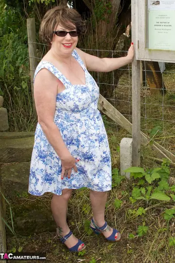 Speedy Bee – Busty British MILF Strips Out of Her Skirt at a Church