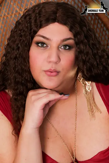 Trans Woman Poses Nude and Shows Her Body Front and Back