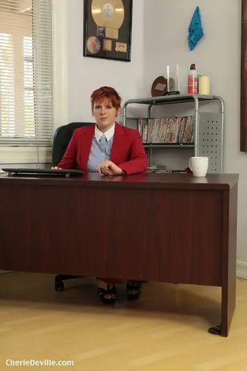 Lily Cade – Busty Blonde Boss Fucks Redhead with a Dildo in the Office