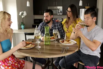 Chloe Couture – Two MILFs in Shorts and Glasses Share a Threesome Creampie