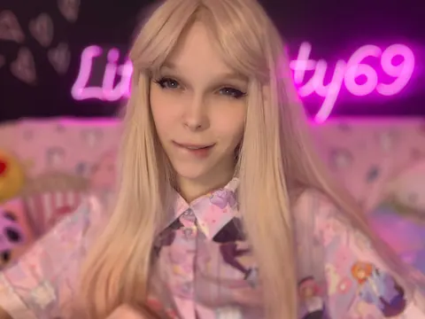 Skinny Blonde Strips Out of Her Cosplay Top and Spreads Her Pussy – photo 14 of 15