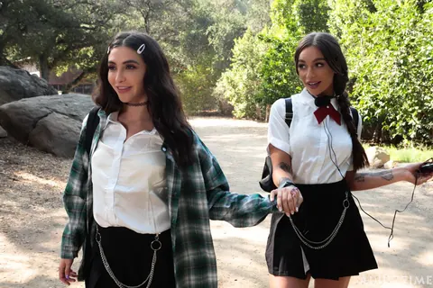 April Olsen: Petite Lesbians in Uniforms Lick and Finger Each Other Outdoors – photo 4 of 20