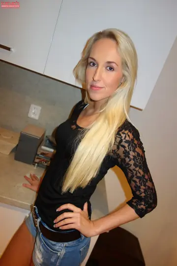 Jenny Simons – Slim Blonde Strips Out of Her Lingerie and Shorts to Spread Her Shaved Pussy