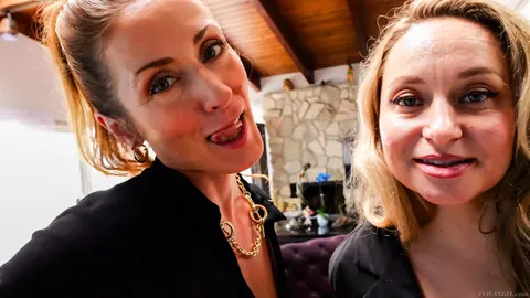 Aiden Starr & Sheena Shaw: Blonde MILFs Lick and Finger Each Other – photo 3 of 15