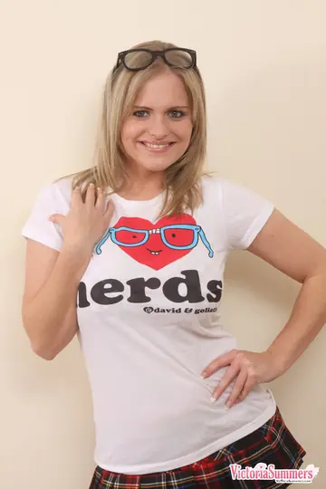 Victoria Summers – Blonde European Woman Shows Her Big Tits in Lingerie and Glasses