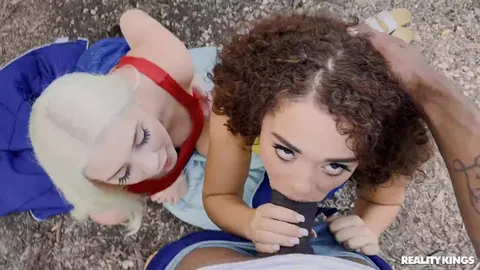 Willow Ryder: Latina Blonde and Brunette Share Interracial Threesome Outdoors – photo 5 of 21