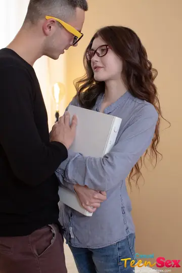 Ariana Shaine – Brunette in Glasses Sucks Cock and Takes It Doggy Style