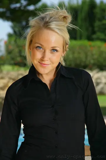 Lucy Anne Brooks – Petite Czech Blonde MILF Strips Out of Her Stockings Poolside
