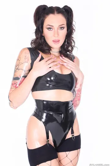 Charlotte Sins – Tall Brunette in Latex Takes Anal, Gives a Blowjob and Uses a Dildo