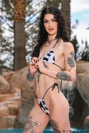 Lydia Black – Tattooed Brunette Takes Two Men in the Hot Tub for Anal and Oral