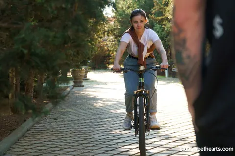 Sara Rich: Brunette in Jeans and Socks Fucks Her Partner – photo 1 of 21