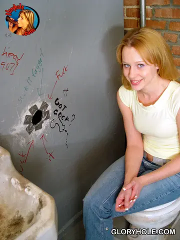 Lexi Mathews – Petite Redhead Sucks Dick and Takes a Facial in Jeans