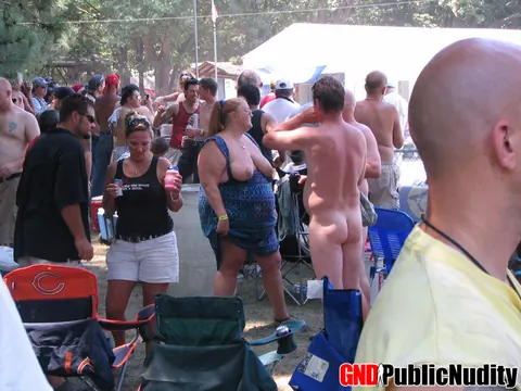 BBWs Pose Nude at Outdoor Club – photo 1 of 12