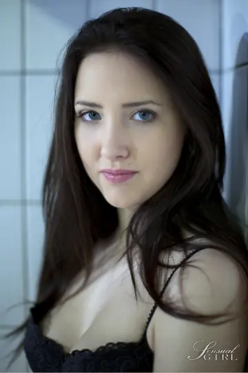 Patricia Sun – European Brunette in Lingerie Pulls Her Panties Aside
