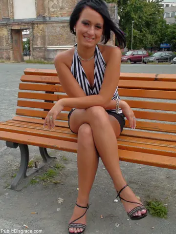 Carmen Blue – Tall Czech MILF Bound and Toyed in a Public Outdoor Setting