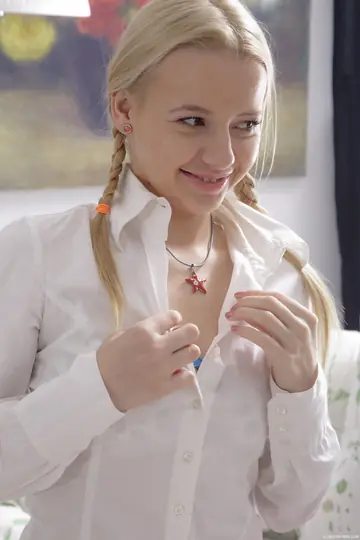 Olivia Grace – Thick Blonde in Uniform Gets Fucked Doggy Style and Takes Anal