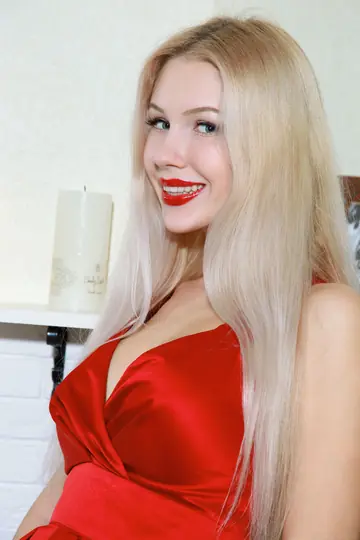 Genevieve Gandi – Tall Ukrainian Blonde Sheds Her Dress and Spreads Her Trimmed Pussy