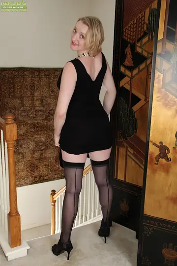 Anya Volcov – European MILF Strips Out of Her Stockings and Heels to Reveal Her Pussy