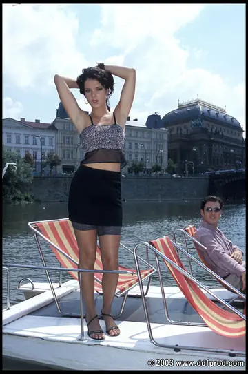 Jennifer Dark – Thick Czech MILF in Stockings Gets Fucked and Takes Cum on Her Feet